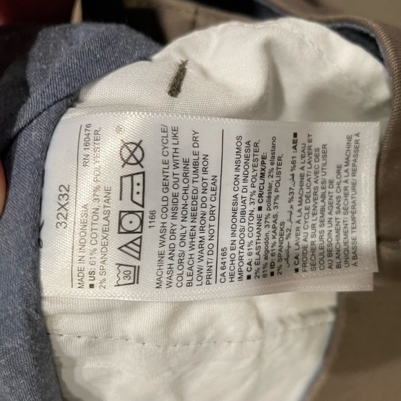 Old Navy Pants - Picture 2 of 4